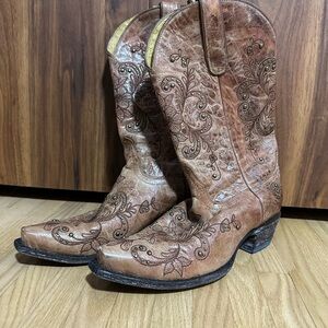 Embroidered Brown Heeled Boots
